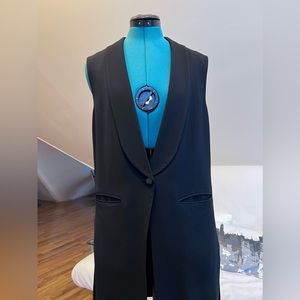 Club Monaco long vest, black, size 4, with pockets
